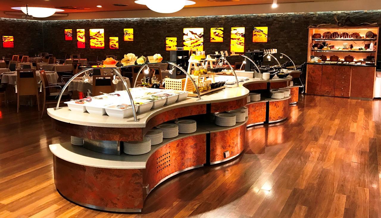 Novotel Andorra Luaran gambar